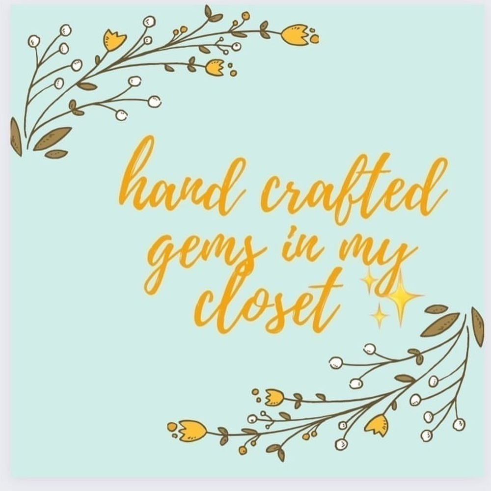 HANDCRAFTED w love gems in my closet ⭐️✨✨